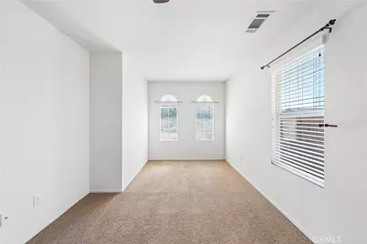 43035 Vineyard, Lancaster, CA 93535 - Photo 17
