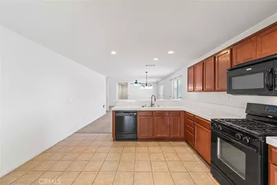 43035 Vineyard, Lancaster, CA 93535 - Photo 13