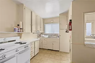 3562 Orange, Long Beach, CA 90807 - Photo 13