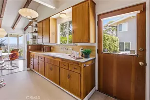 14325 Millbrook Dr, Sherman Oaks, CA 91423 - Photo 9