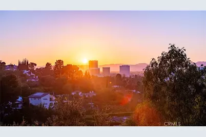 14325 Millbrook Drive, Sherman Oaks, CA 91423 - Photo 21
