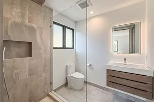 5130 Medina, Woodland Hills, CA 91364 - Photo 27