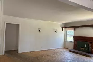 1028 N Naomi St, Burbank, CA 91505 - Photo 3