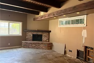 1028 N Naomi St, Burbank, CA 91505 - Photo 9
