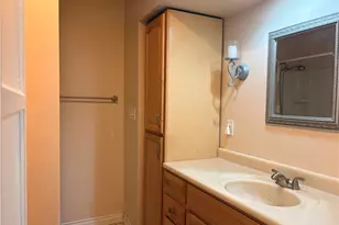 1028 N Naomi St, Burbank, CA 91505 - Photo 11