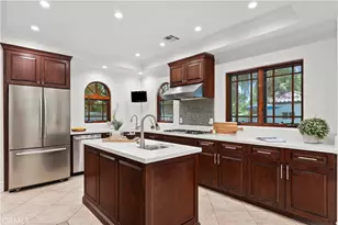 15014 Valleyheart, Sherman Oaks, CA 91403 - Photo 11