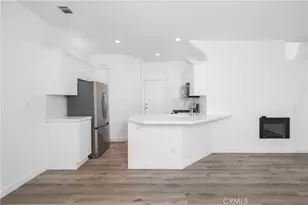 26939 Hillsborough Pkwy, Valencia, CA 91354 - Photo 9