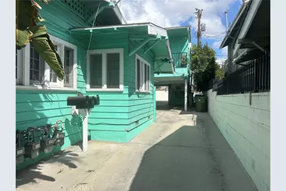 4727 Oakwood Avenue, Los Angeles, CA 90004 - Photo 29