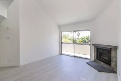 20253 Keswick Street #318, Winnetka, CA 91306 - Photo 3