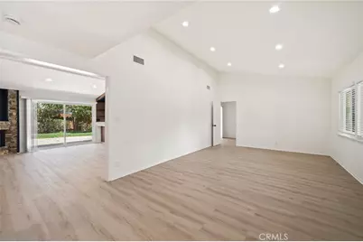 22231 Marlin, Canoga Park, CA 91303 - Photo 11