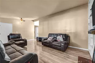 24389 La Glorita, Newhall, CA 91321 - Photo 7