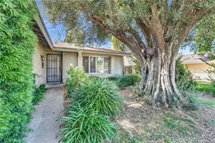 24389 La Glorita, Newhall, CA 91321 - Photo 3