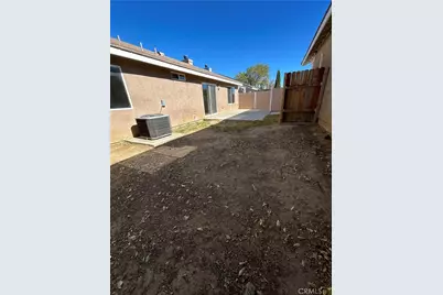 722 E. Avnue J6, Lancaster, CA 93535 - Photo 5