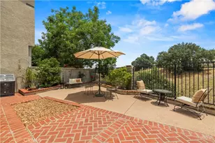 24520 Windsor Dr, Valencia, CA 91355 - Photo 41