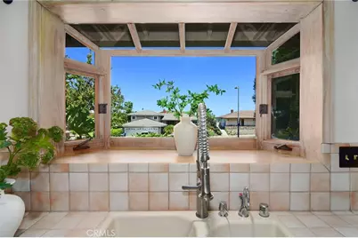 22548 Waterbury Street, Woodland Hills, CA 91364 - Photo 15