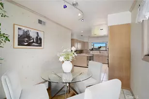 22548 Waterbury St, Woodland Hills, CA 91364 - Photo 17