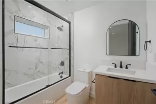542 N Serrano Ave, Los Angeles, CA 90004 - Photo 13