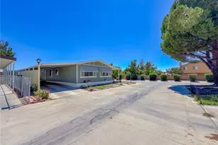 45465 E 25th Street, Lancaster, CA 93535 - Photo 9