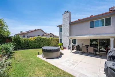 28828 Loretta Lane, Canyon Country, CA 91387 - Photo 21