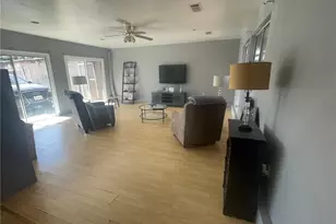 8233 Fallbrook, West Hills, CA 91304 - Photo 3