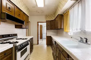 208 S Carson, Beverly Hills, CA 90211 - Photo 27