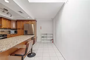 7803 Allott, Van Nuys, CA 91402 - Photo 5