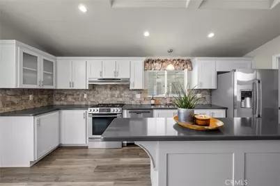 1215 Anchors Way #5 #5, Ventura, CA 93001 - Photo 21