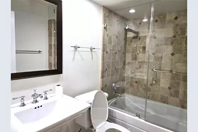 236 Country Club Drive #B, Simi Valley, CA 93065 - Photo 9