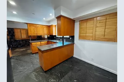 7029 Bellaire, Los Angeles, CA 91605 - Photo 5