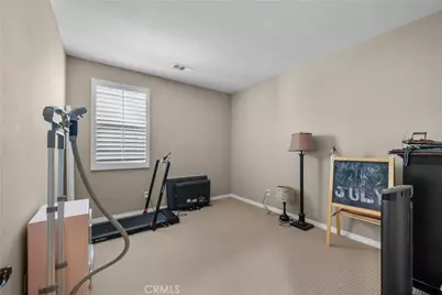 27278 Ardella Place, Saugus, CA 91350 - Photo 37