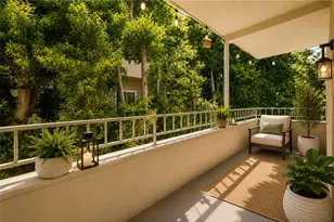 16012 Moorpark, Encino, CA 91436 - Photo 3