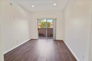 7320 Balboa Blvd, Lake Balboa, CA 91406 - Photo 9