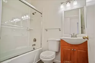 7320 Balboa Blvd, Lake Balboa, CA 91406 - Photo 13
