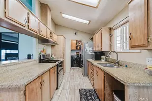 15445 Cobalt St, Sylmar, CA 91342 - Photo 15