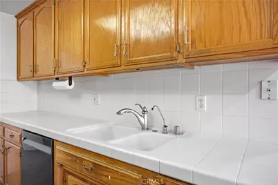 5009 Shaman Court, Bakersfield, CA 93312 - Photo 15