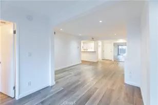 6275 Canoga, Woodland Hills, CA 91367 - Photo 9