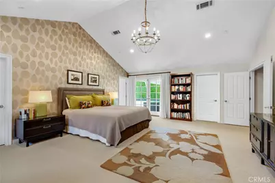 11156 Valley Spring Lane, Studio City, CA 91602 - Photo 15