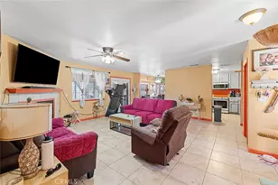 9121 Grove Ave, California City, CA 93505 - Photo 11