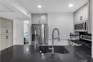 7131 Farralone Ave, Canoga Park, CA 91303 - Photo 15