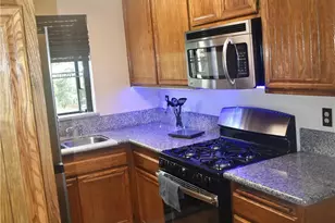 18169 Sundowner, Canyon Country, CA 91387 - Photo 5