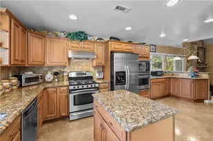 9408 True Knoll Dr, Tujunga, CA 91042 - Photo 13
