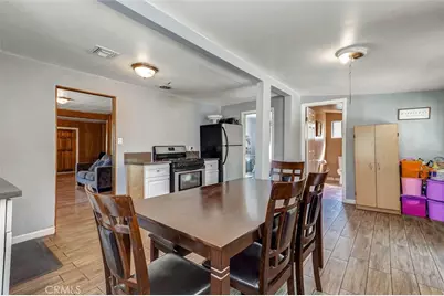 10555 Cayuga, Pacoima, CA 91331 - Photo 9