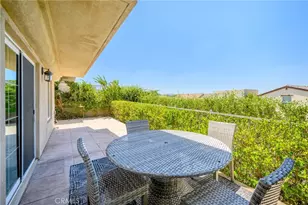 5668 Como, Woodland Hills, CA 91367 - Photo 39