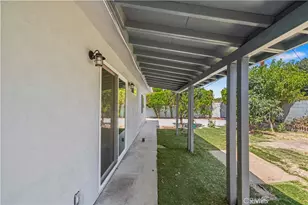19025 Drycliff, Canyon Country, CA 91351 - Photo 39