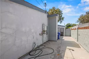 19025 Drycliff, Canyon Country, CA 91351 - Photo 45