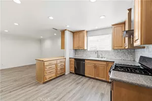 19025 Drycliff, Canyon Country, CA 91351 - Photo 9