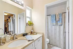 27612 Susan Beth Way, Saugus, CA 91350 - Photo 19