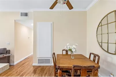 27612 Susan Beth Way #C, Saugus, CA 91350 - Photo 9
