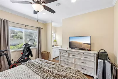 27612 Susan Beth Way #C, Saugus, CA 91350 - Photo 17