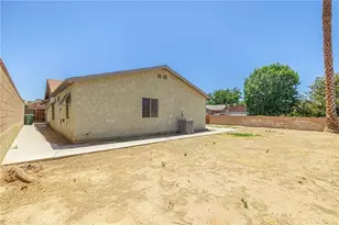 601 Curve, Lancaster, CA 93535 - Photo 33